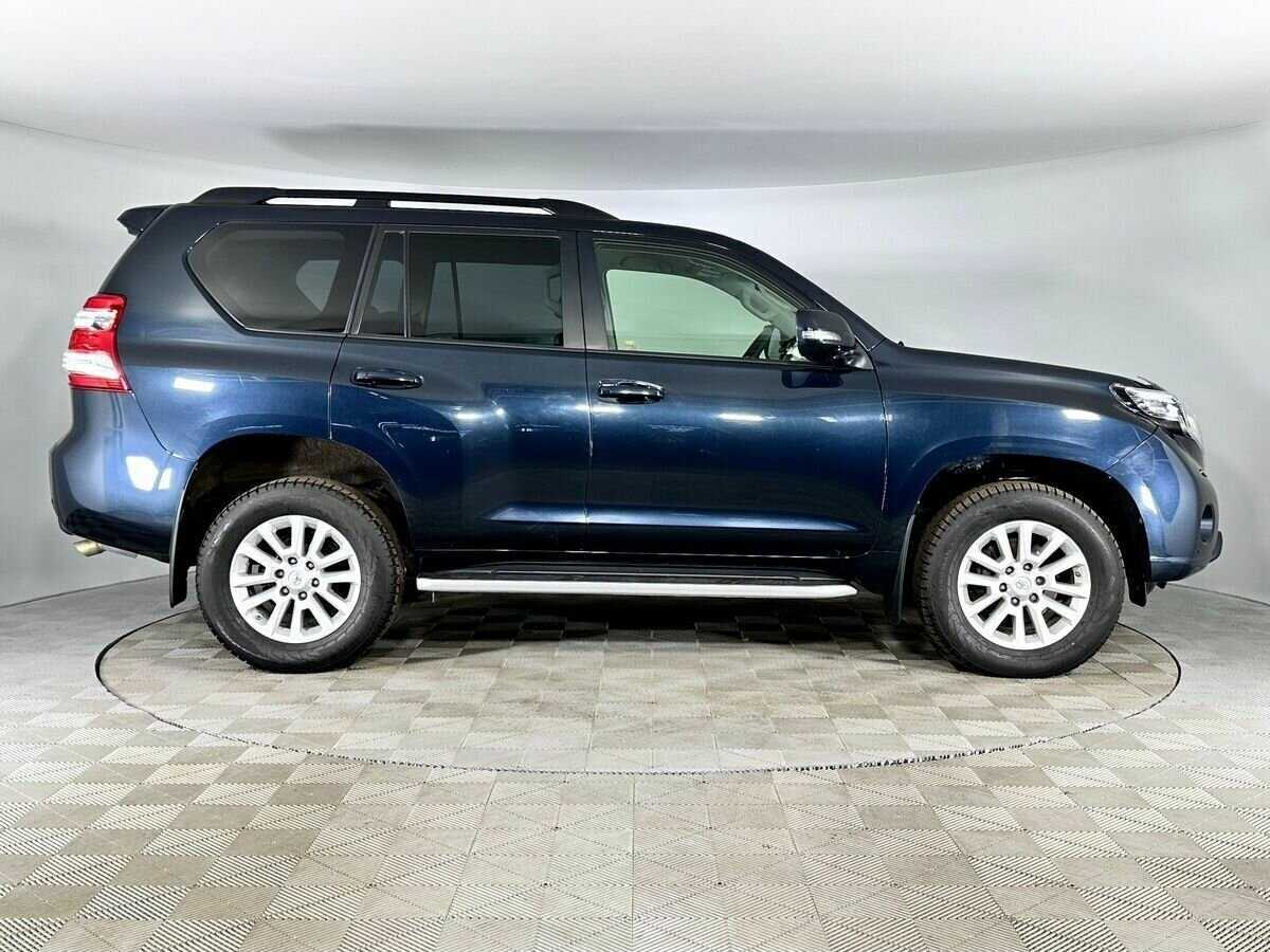 Toyota Land Cruiser Prado 2017 года с пробегом. Фото: #4