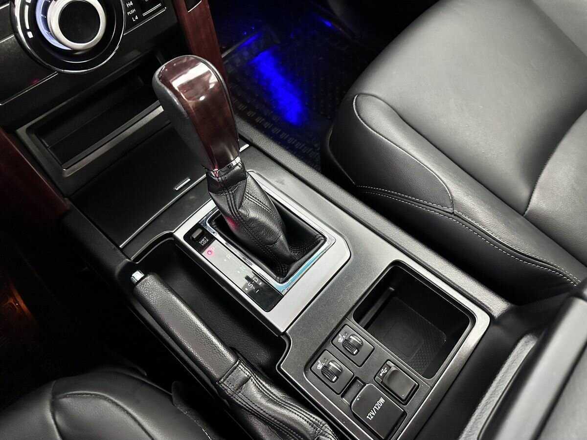 Toyota Land Cruiser Prado 2017 года с пробегом. Фото: #13