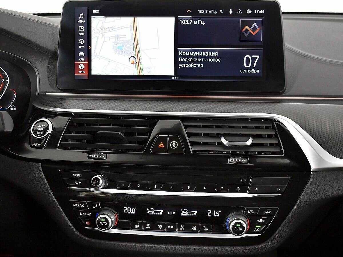 BMW 6 серии 2021 года с пробегом. Фото: #12