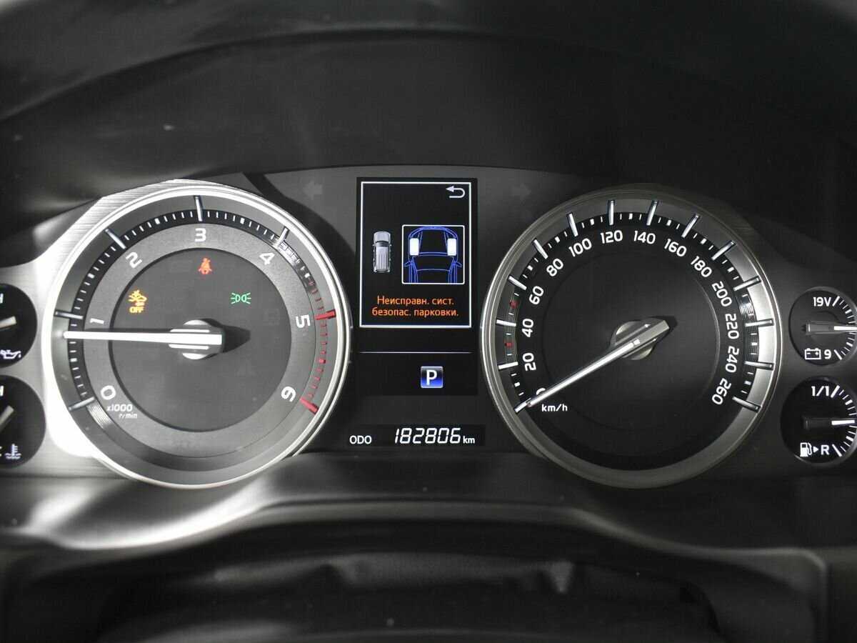 Toyota Land Cruiser 2017 года с пробегом. Фото: #11