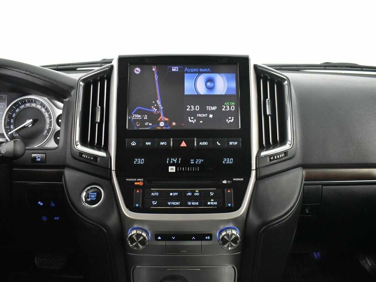 Toyota Land Cruiser 2017 года с пробегом. Фото: #12