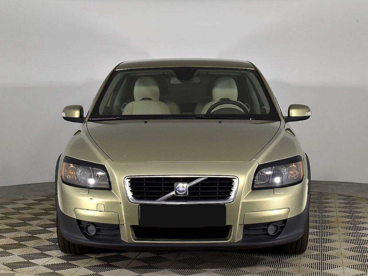 Volvo C30 2008 года с пробегом. Фото: #2