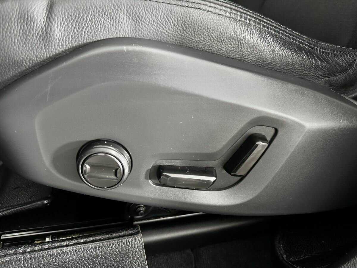 Volvo XC60 2019 года с пробегом. Фото: #15