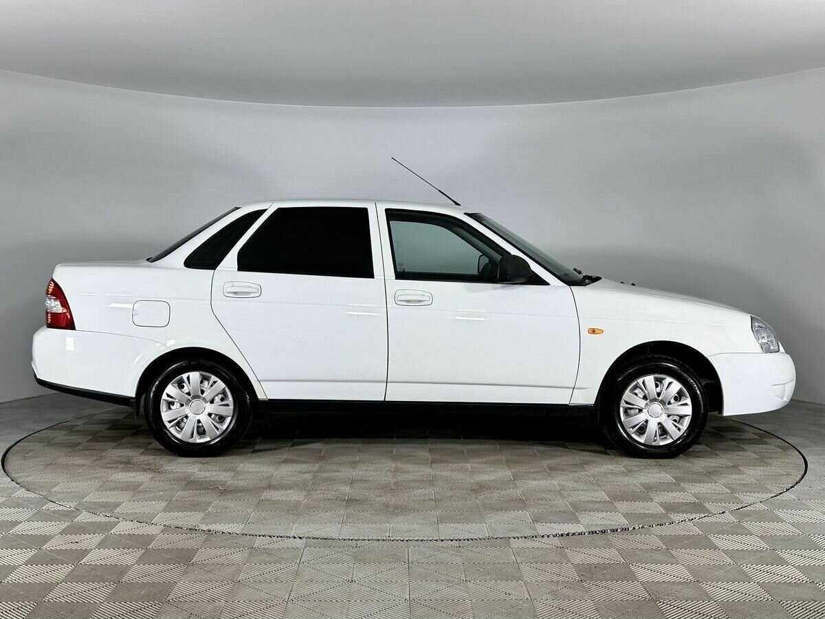 Lada (ВАЗ) Priora 2017 года с пробегом. Фото: #4