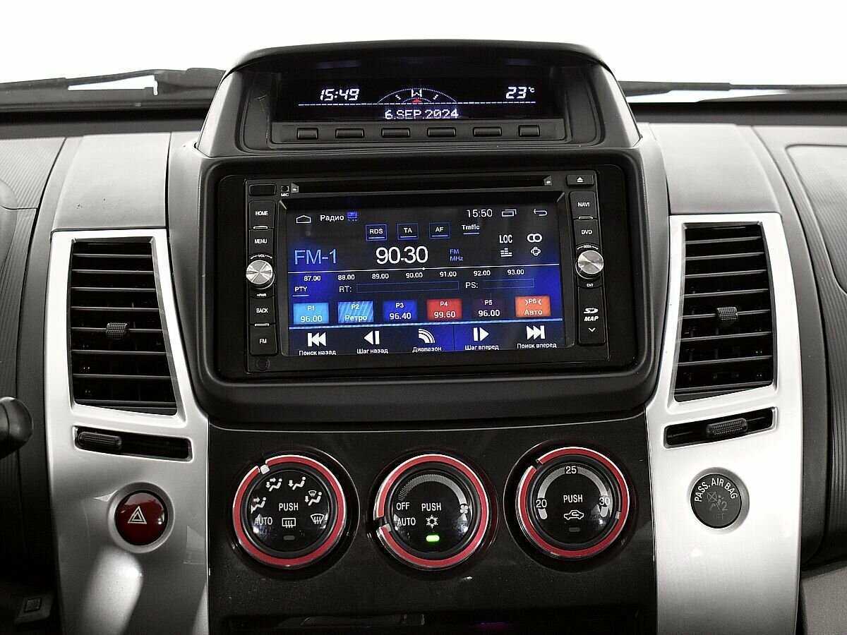 Mitsubishi Pajero Sport 2011 года с пробегом. Фото: #12