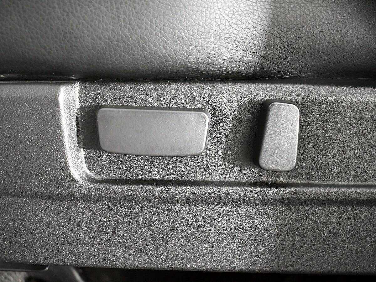 Mitsubishi Pajero Sport 2011 года с пробегом. Фото: #15