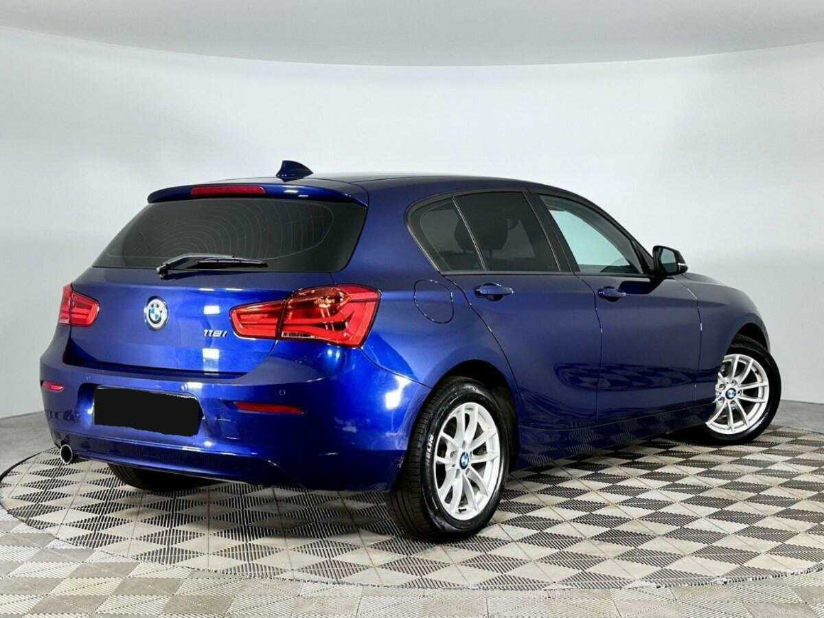 BMW 1 серии 2017 года с пробегом. Фото: #1