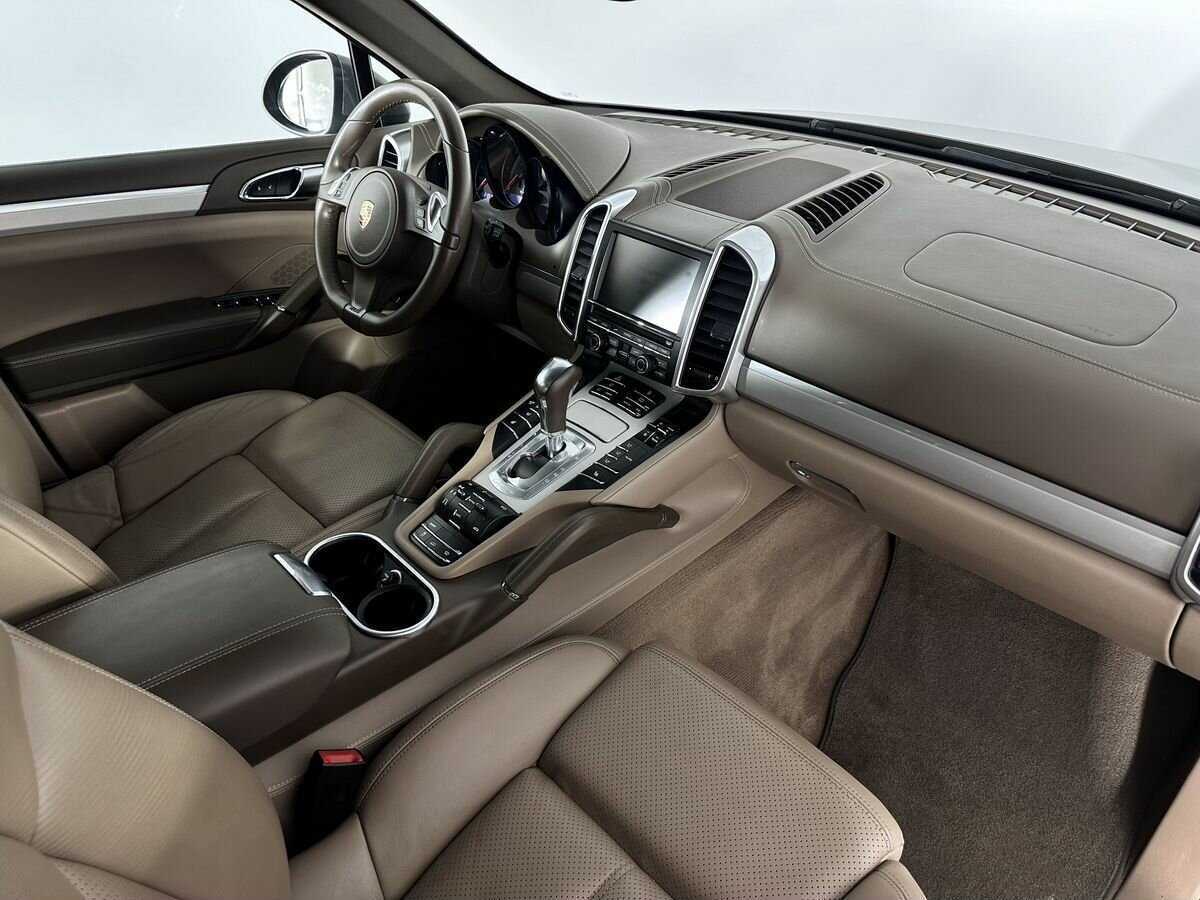 Porsche Cayenne 2012 года с пробегом. Фото: #11
