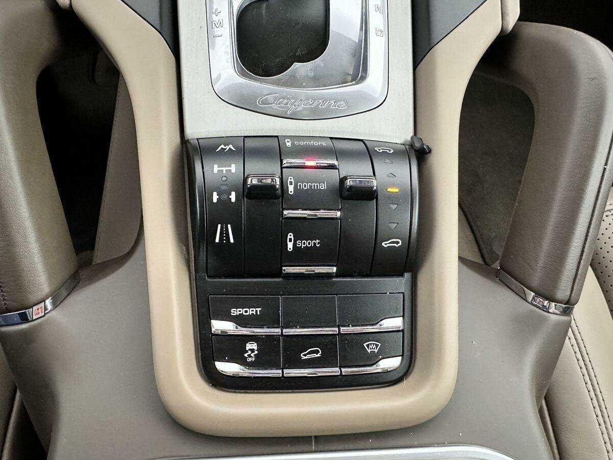 Porsche Cayenne 2012 года с пробегом. Фото: #19