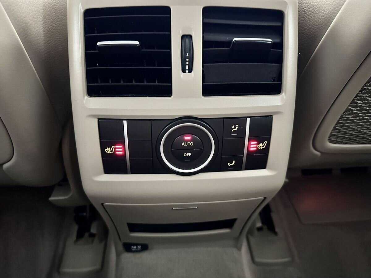 Mercedes-Benz GL-Класс 2014 года с пробегом. Фото: #16