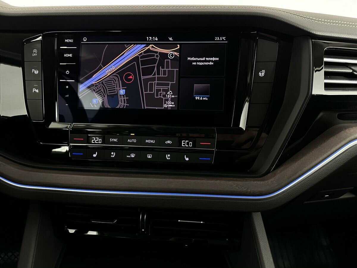 Volkswagen Touareg 2020 года с пробегом. Фото: #11