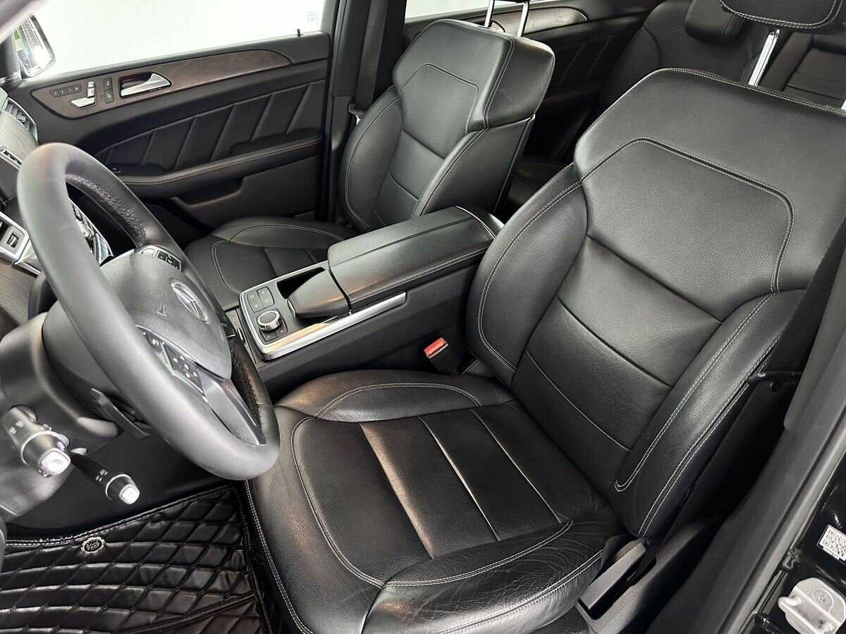 Mercedes-Benz GL-Класс 2015 года с пробегом. Фото: #7