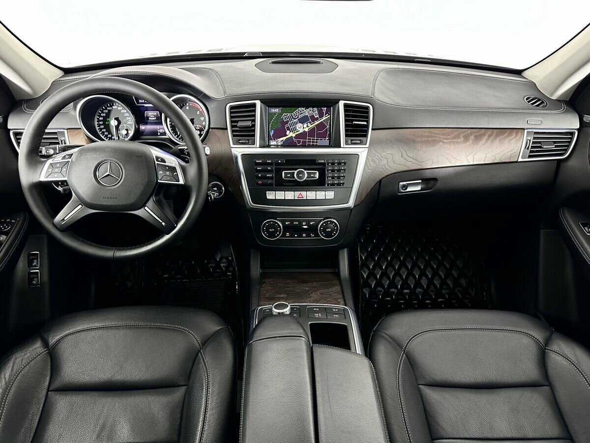 Mercedes-Benz GL-Класс 2015 года с пробегом. Фото: #8