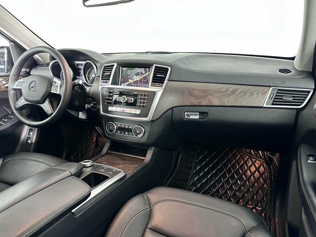 Mercedes-Benz GL-Класс 2015 года с пробегом. Фото: #9
