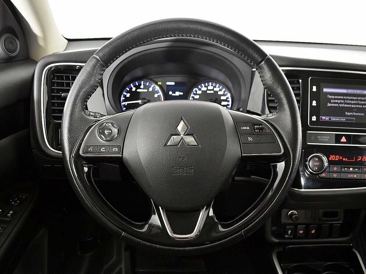 Mitsubishi Outlander 2018 года с пробегом. Фото: #10
