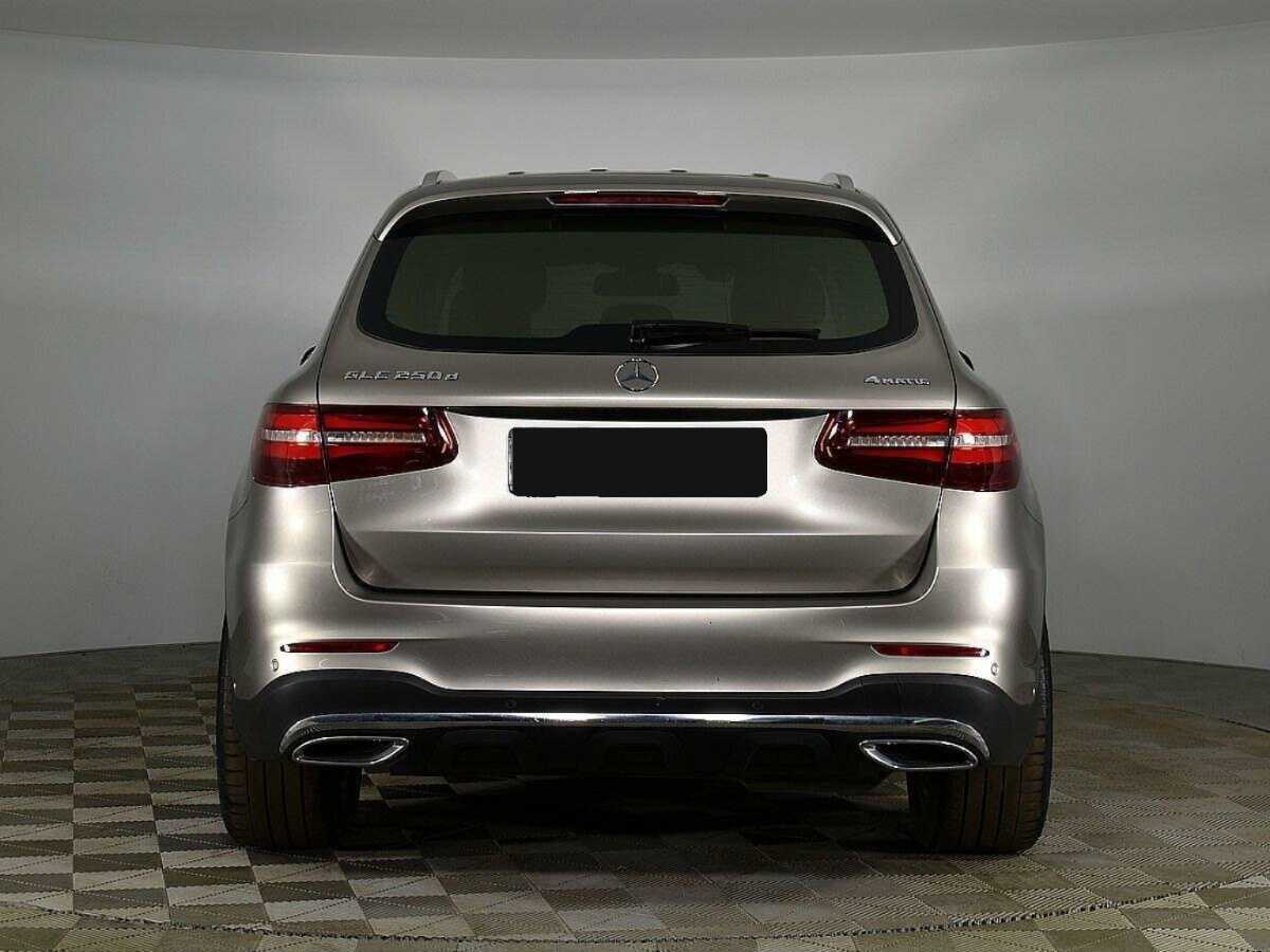 Mercedes-Benz GLC 2019 года с пробегом. Фото: #3