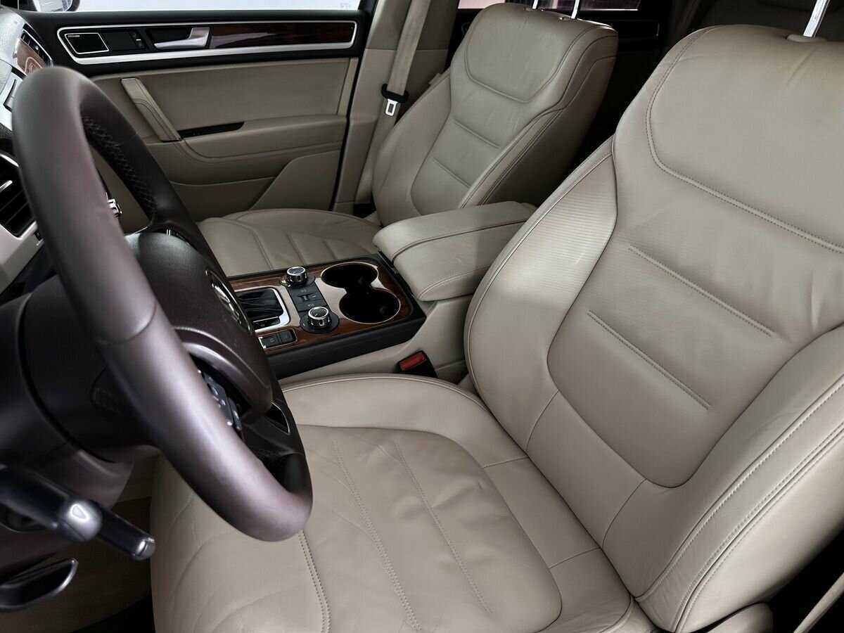 Volkswagen Touareg 2010 года с пробегом. Фото: #7