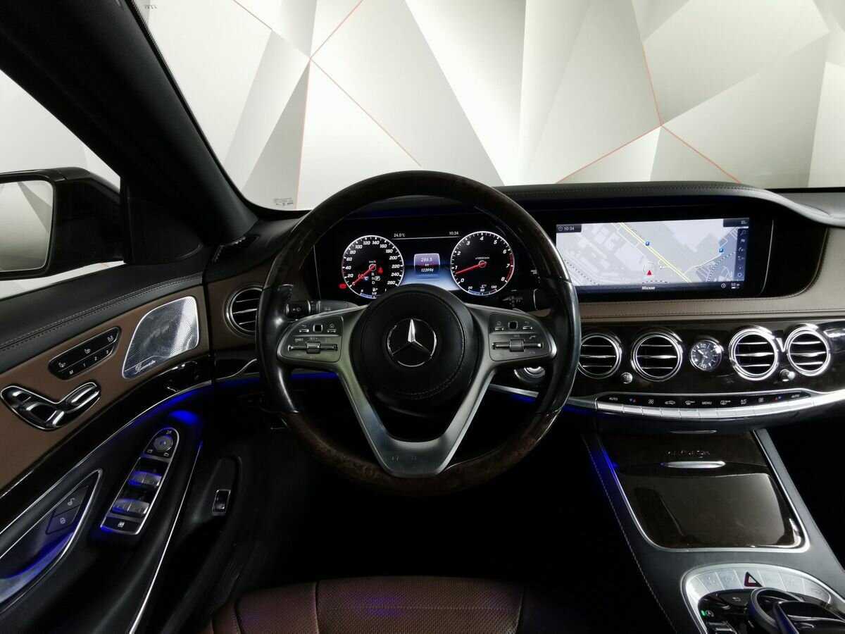 Mercedes-Benz Maybach S-Класс 2018 года с пробегом. Фото: #12