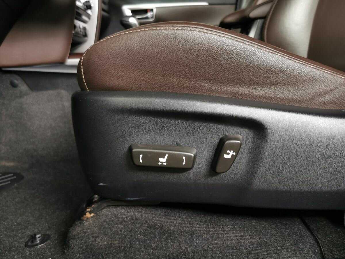 Toyota Fortuner 2019 года с пробегом. Фото: #18