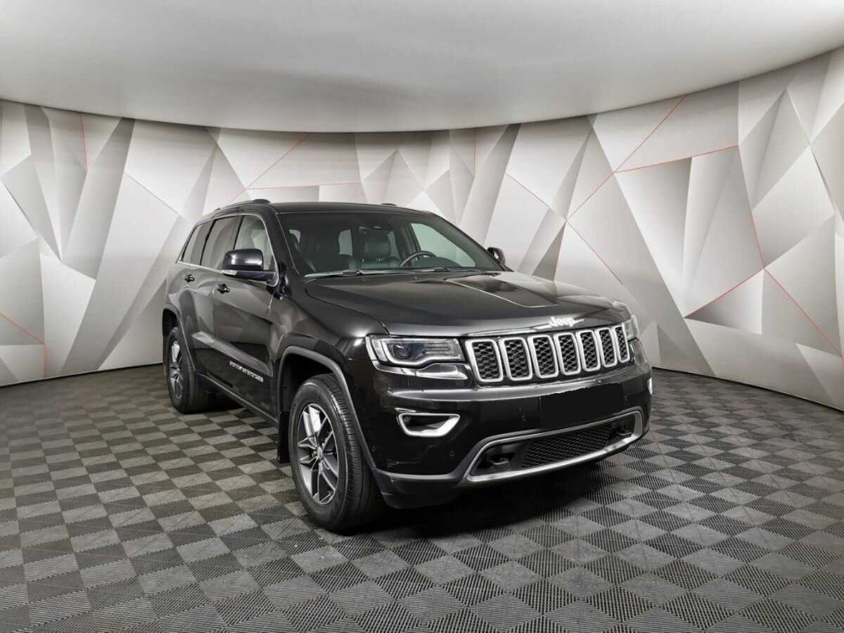 Jeep Grand Cherokee 2018 года с пробегом. Фото: #2