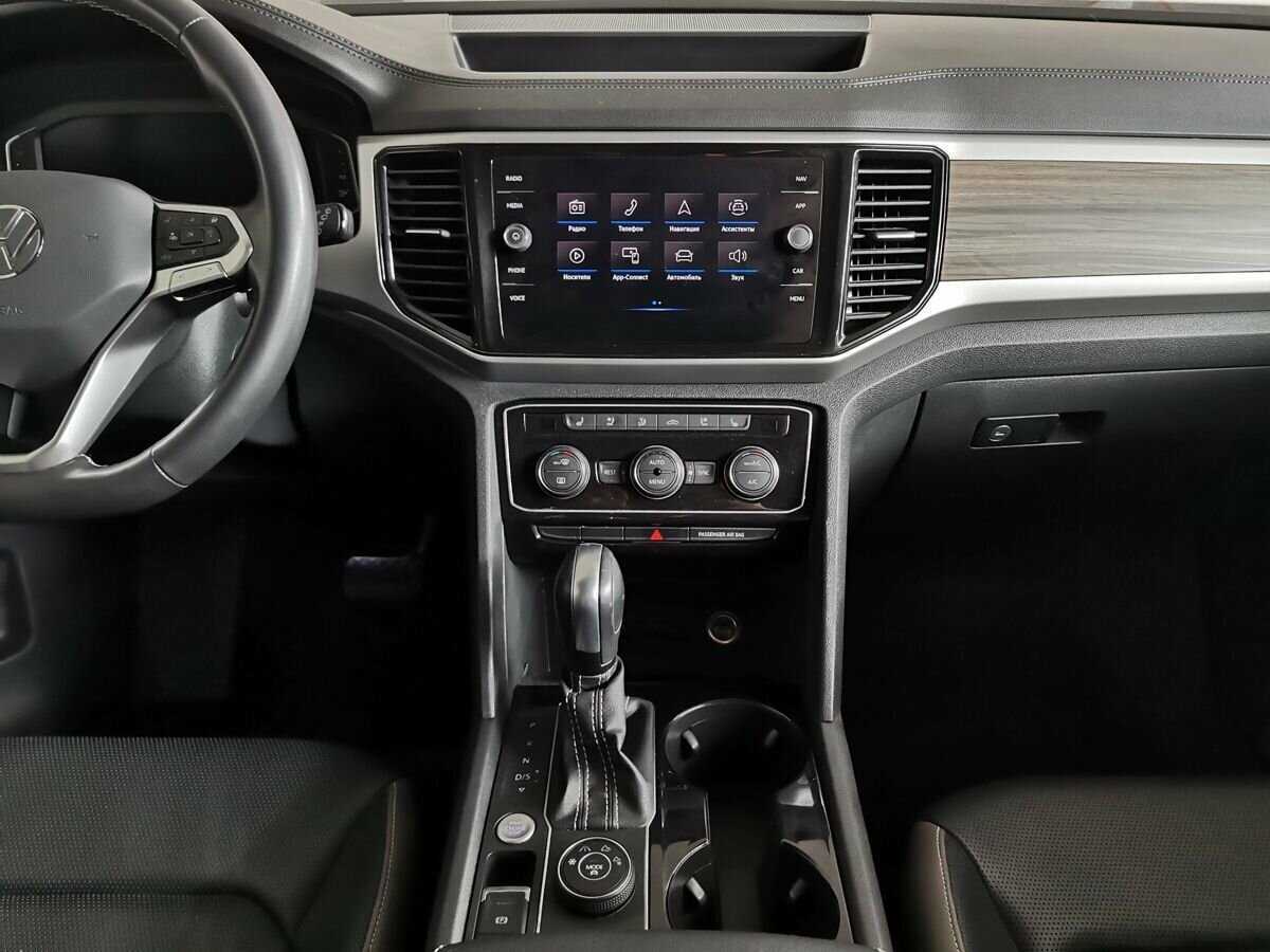Volkswagen Teramont 2021 года с пробегом. Фото: #10