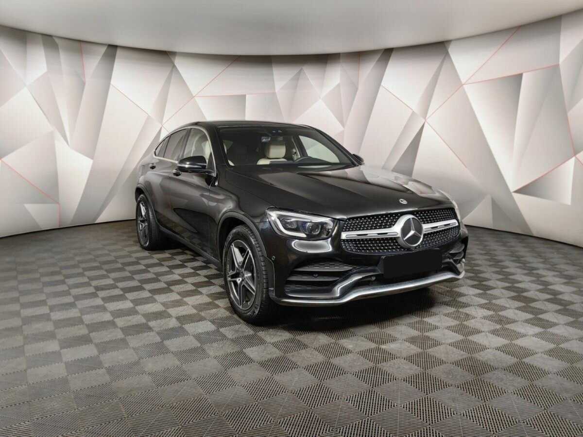 Mercedes-Benz GLC Coupe 2020 года с пробегом. Фото: #2
