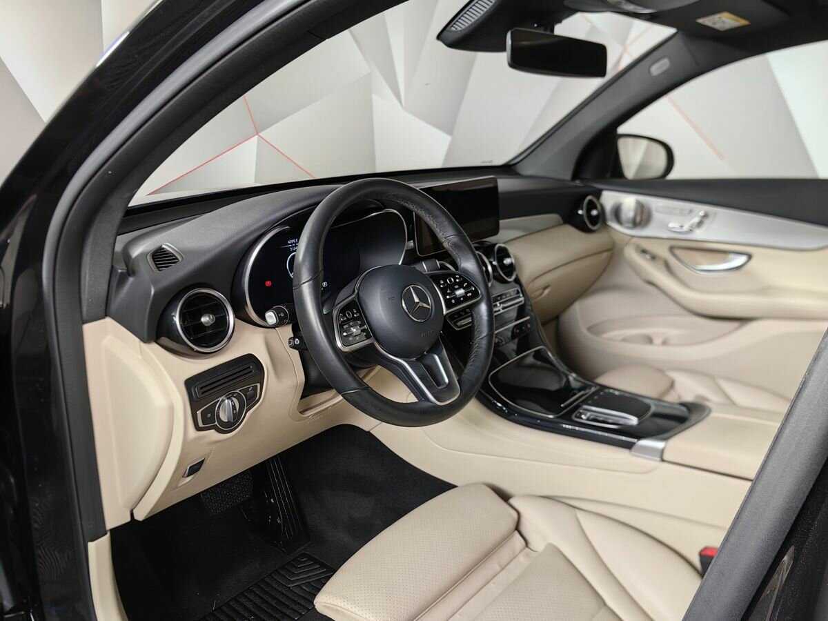 Mercedes-Benz GLC Coupe 2020 года с пробегом. Фото: #13