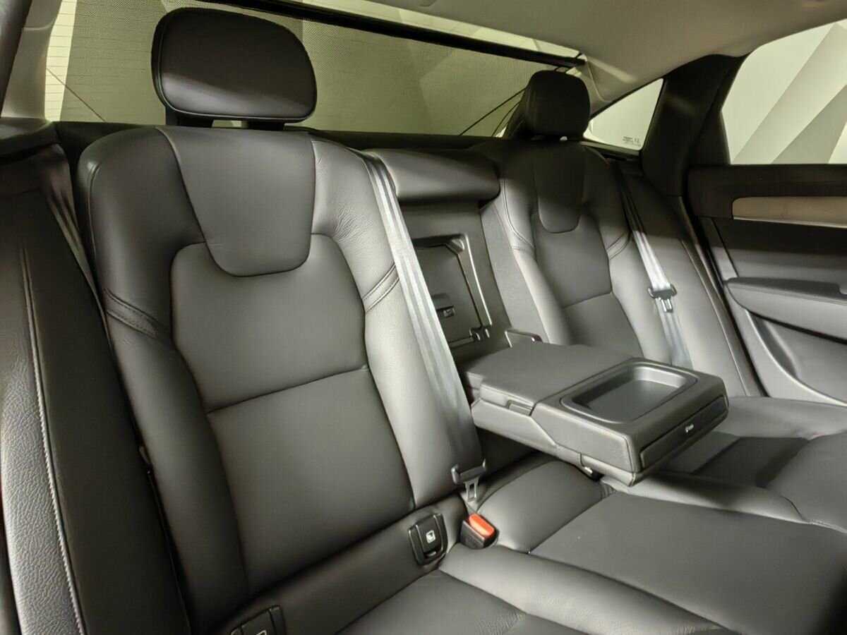 Volvo S90 2021 года с пробегом. Фото: #12