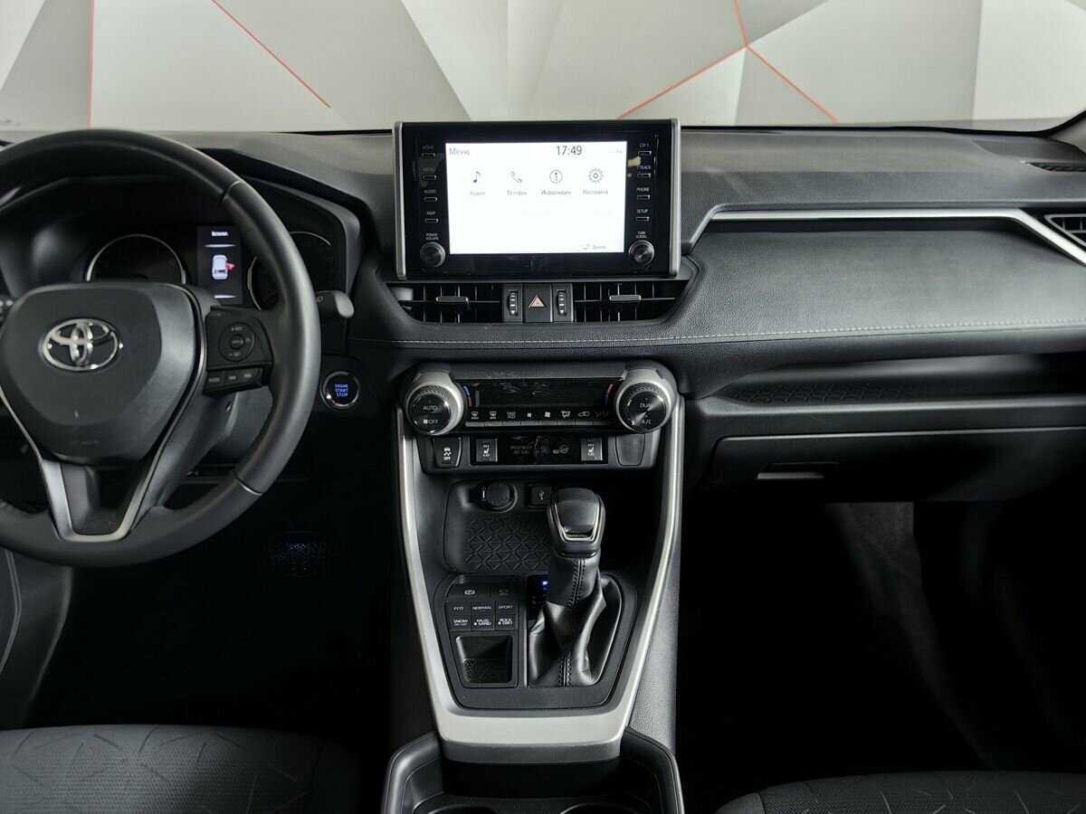 Toyota RAV4 2021 года с пробегом. Фото: #10