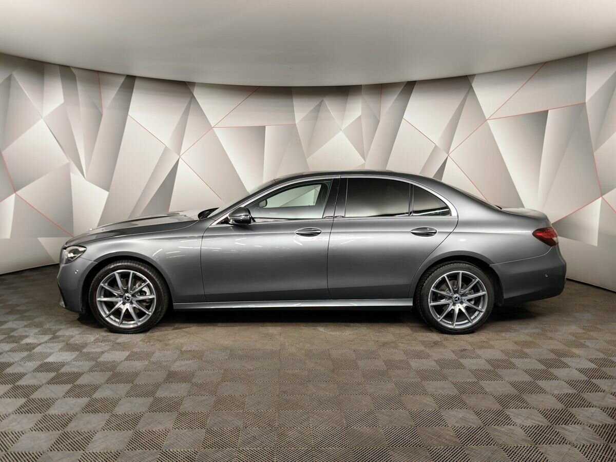 Mercedes-Benz E-Класс 2021 года с пробегом. Фото: #4