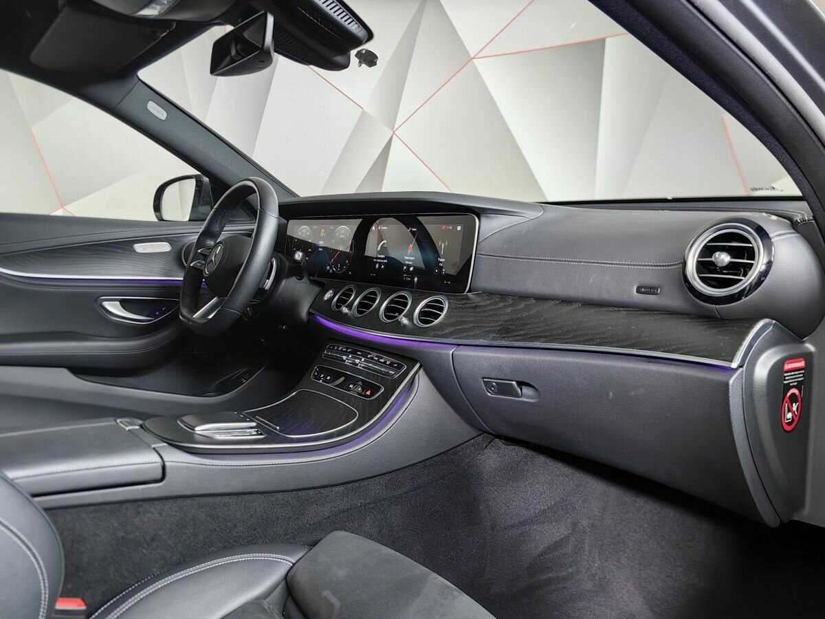Mercedes-Benz E-Класс 2021 года с пробегом. Фото: #8