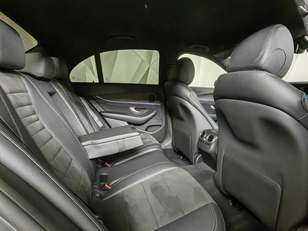 Mercedes-Benz E-Класс 2021 года с пробегом. Фото: #11