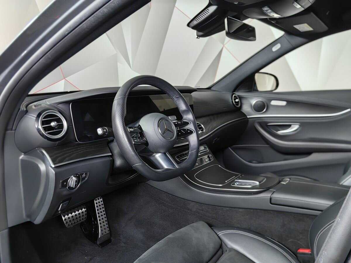 Mercedes-Benz E-Класс 2021 года с пробегом. Фото: #13