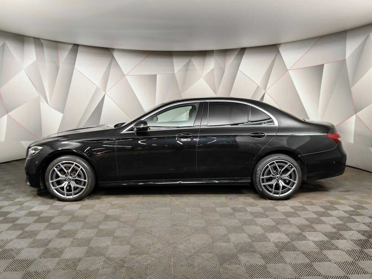 Mercedes-Benz E-Класс 2020 года с пробегом. Фото: #4