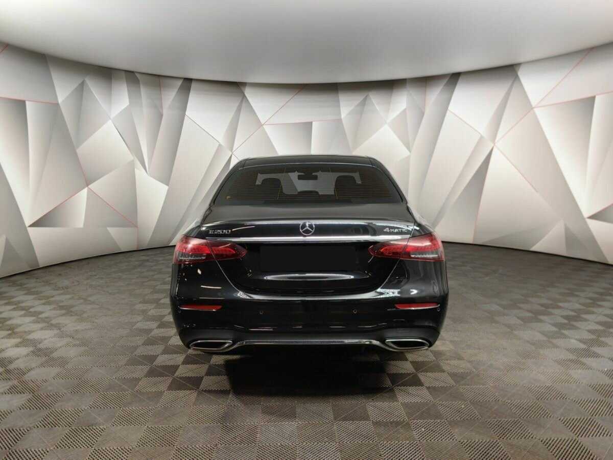 Mercedes-Benz E-Класс 2020 года с пробегом. Фото: #7