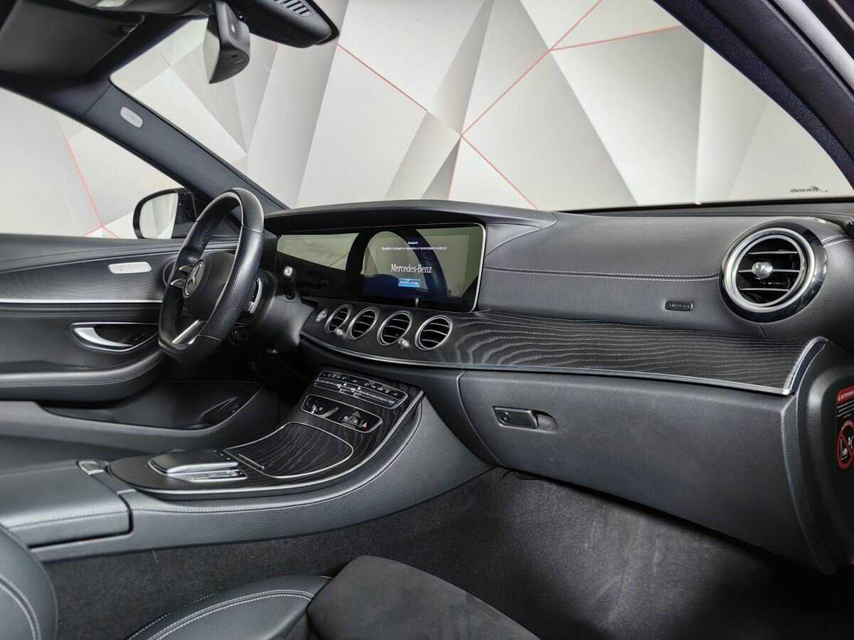 Mercedes-Benz E-Класс 2020 года с пробегом. Фото: #8