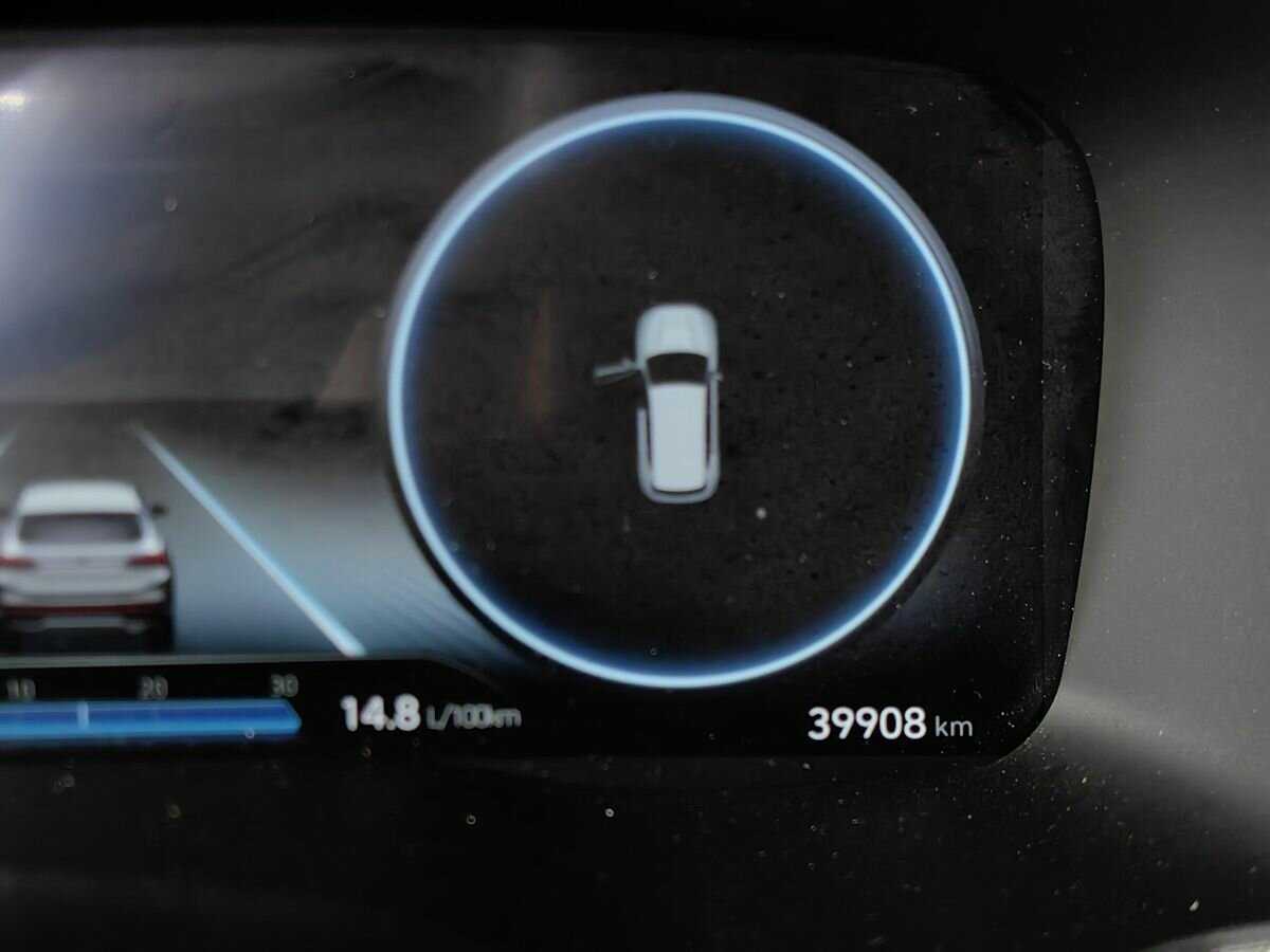 Hyundai Santa Fe 2021 года с пробегом. Фото: #16