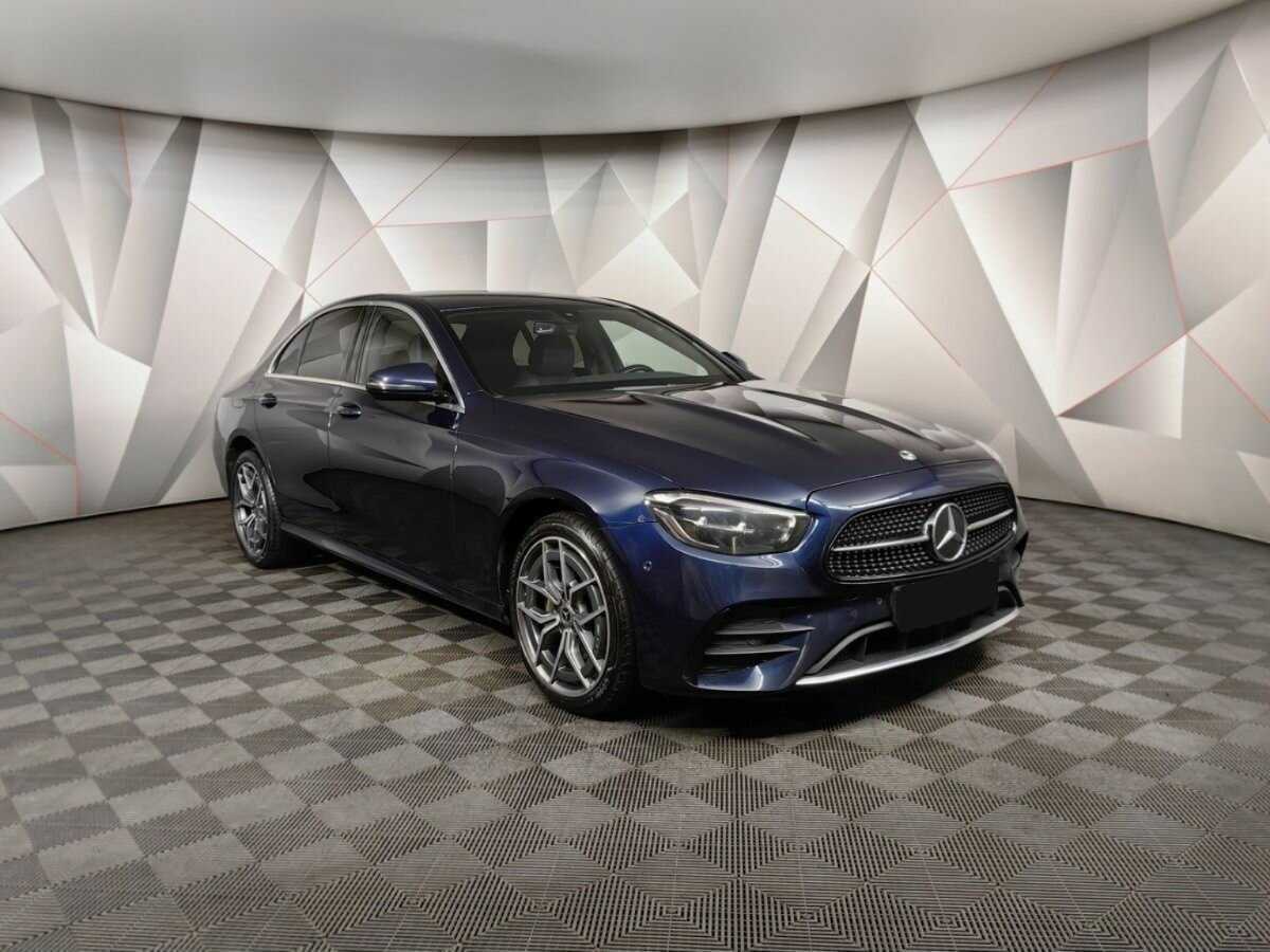 Mercedes-Benz E-Класс 2020 года с пробегом. Фото: #2