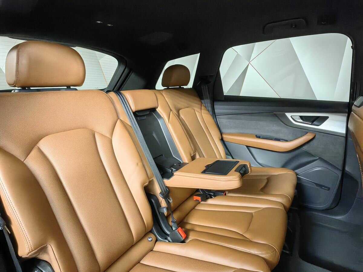Audi Q7 2019 года с пробегом. Фото: #12