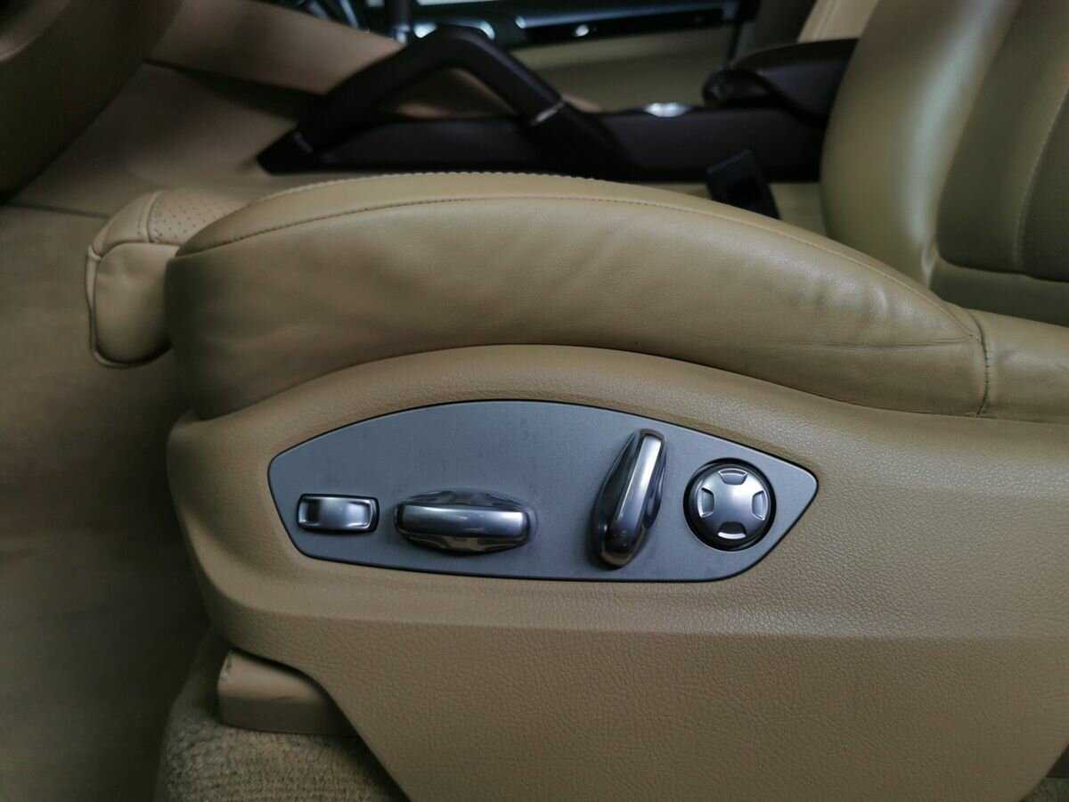 Porsche Cayenne 2015 года с пробегом. Фото: #17