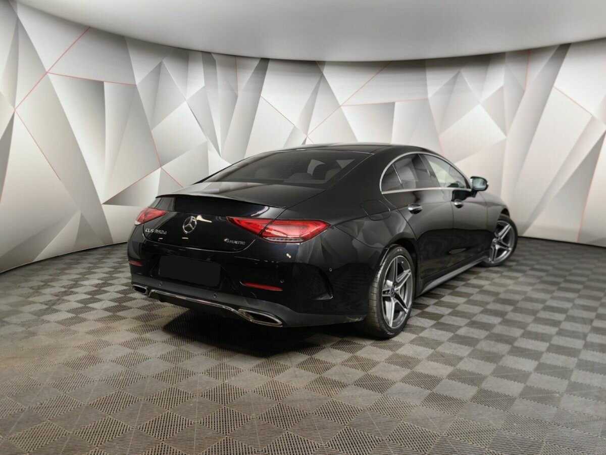 Mercedes-Benz CLS 2018 года с пробегом. Фото: #1