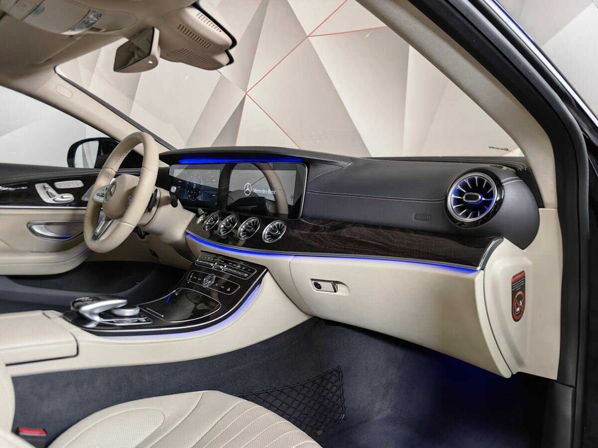 Mercedes-Benz CLS 2018 года с пробегом. Фото: #8