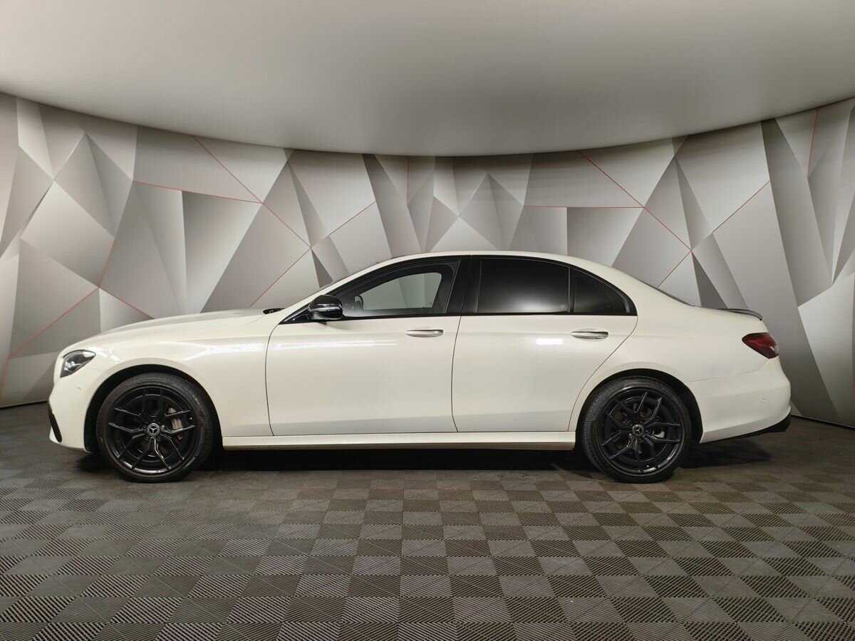 Mercedes-Benz E-Класс 2021 года с пробегом. Фото: #4