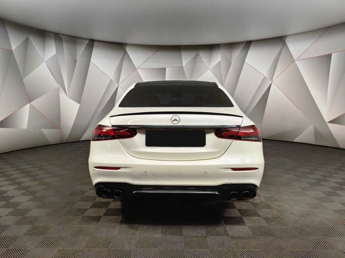 Mercedes-Benz E-Класс 2021 года с пробегом. Фото: #7