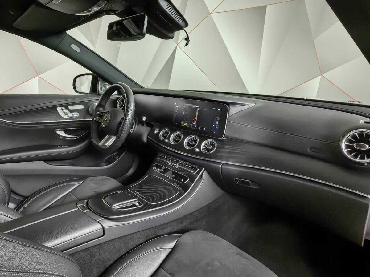 Mercedes-Benz E-Класс 2021 года с пробегом. Фото: #8