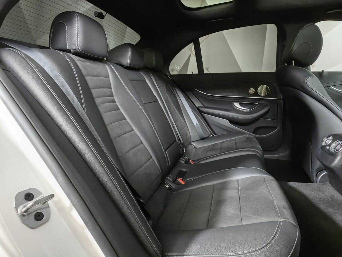 Mercedes-Benz E-Класс 2021 года с пробегом. Фото: #11