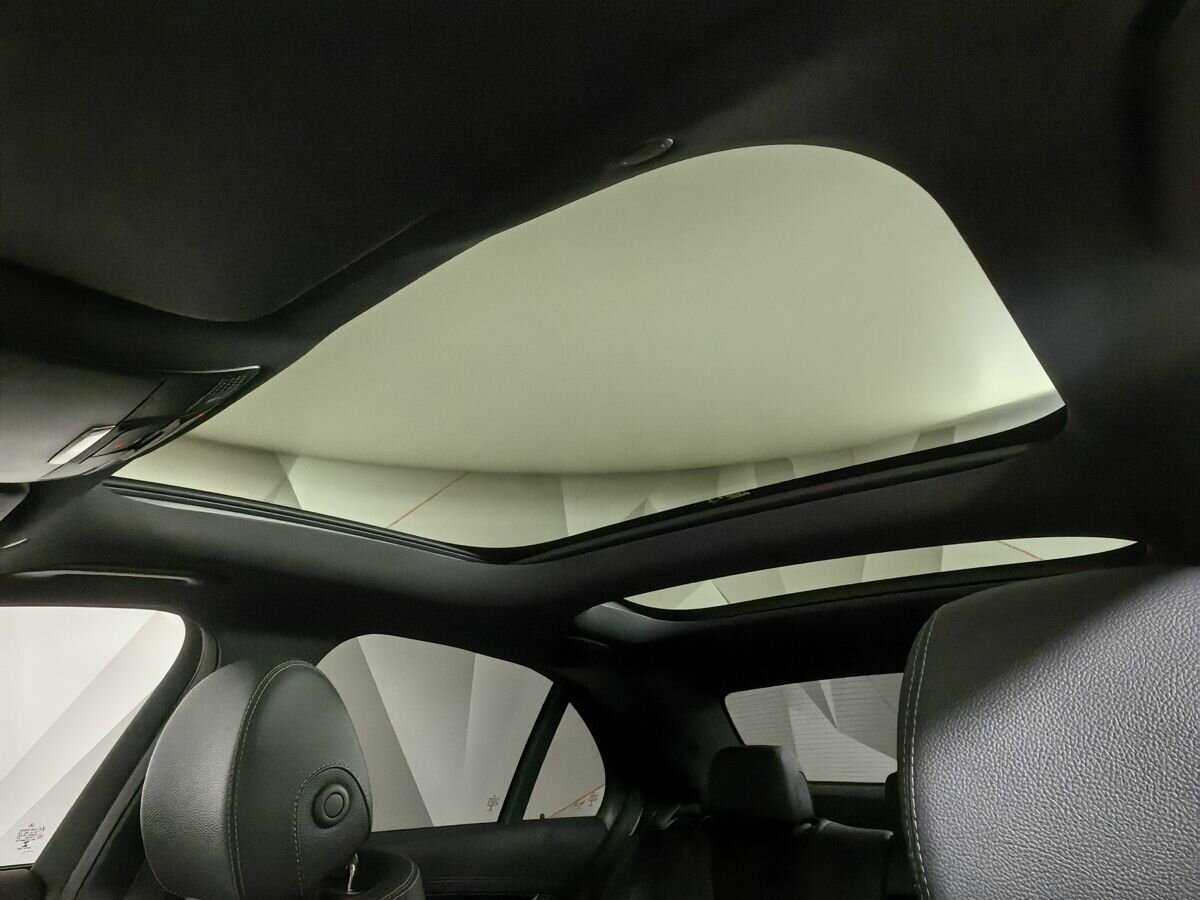 Mercedes-Benz E-Класс 2021 года с пробегом. Фото: #18