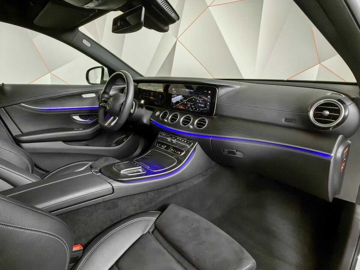 Mercedes-Benz E-Класс 2022 года с пробегом. Фото: #8