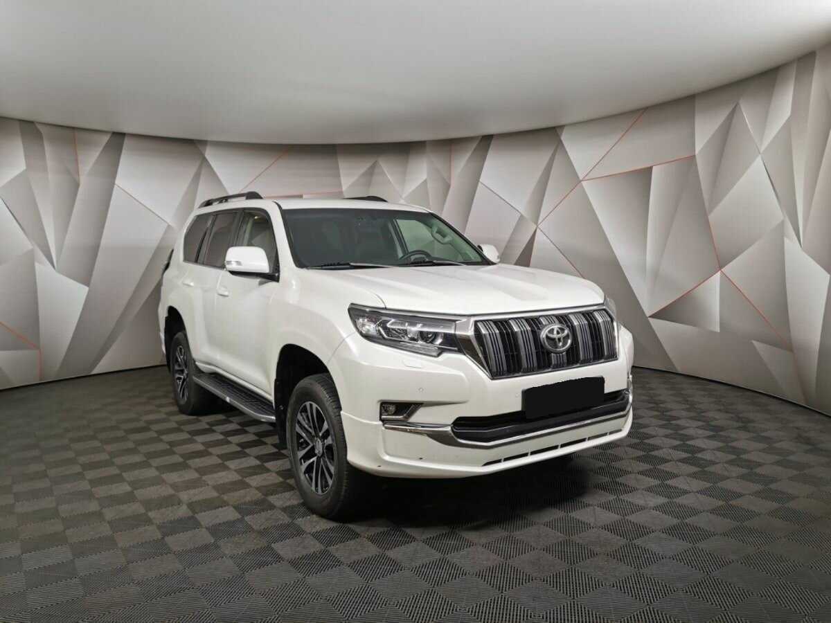 Toyota Land Cruiser Prado 2020 года с пробегом. Фото: #2
