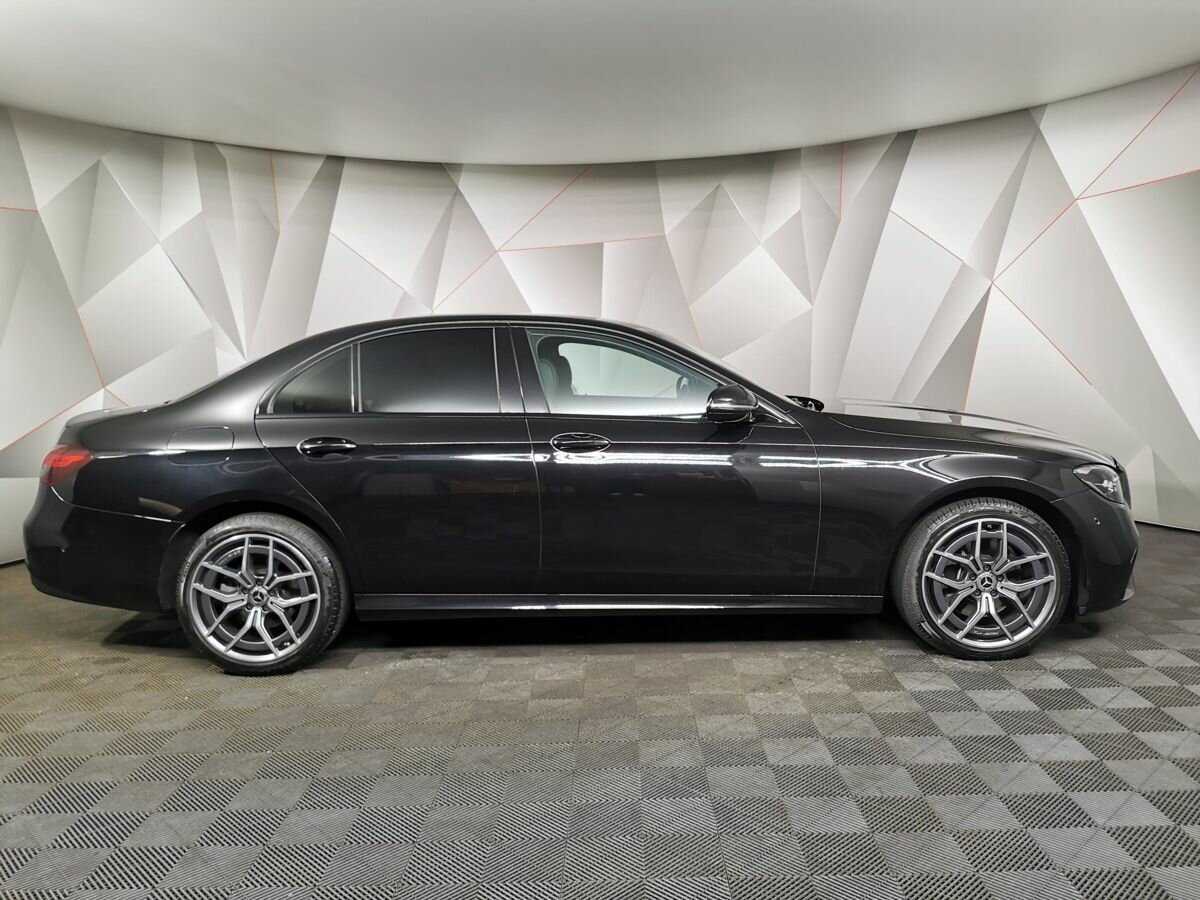 Mercedes-Benz E-Класс 2020 года с пробегом. Фото: #4